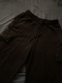 (Category: ) located in . Submitted by decluttering.clothing (Listing ID 1429726662, Image 1). Description: .