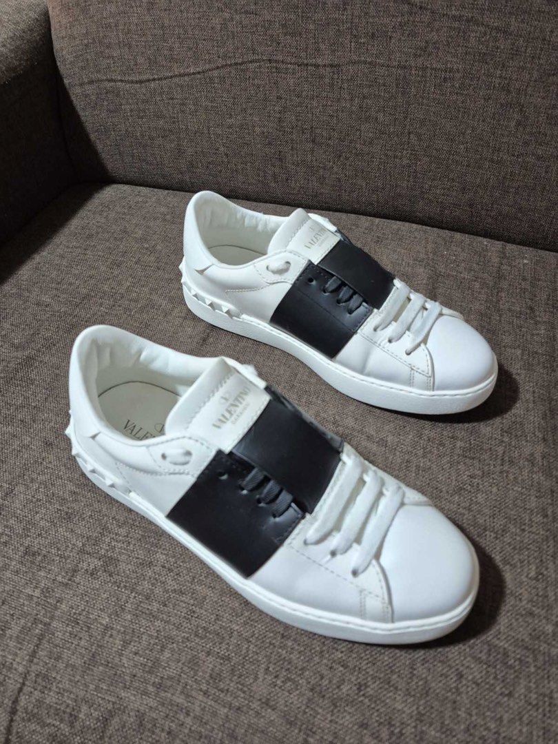 valentino garavani sneakers (Category: Sneakers) located in Balanga. Submitted by chaneldiorlegit (Listing ID 1429693953, Image 2). Description: .