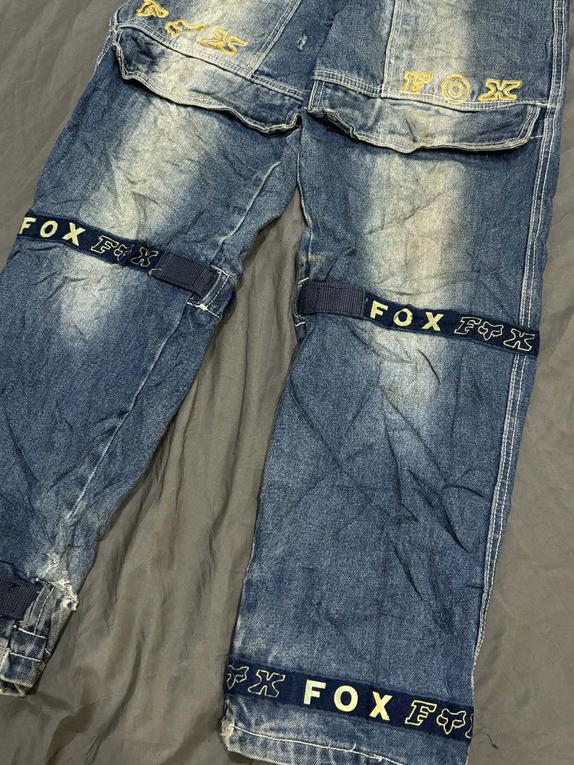 vintage Y2k Fox Racing pants (Category: Jeans) located in Manila. Submitted by ownthrift.mnl (Listing ID 1429775616, Image 3). Description: vintage y2k fox racing denim pants waist 28 length 42 good condi issue minimal distressed sa baba / one pinhole 1500+sf.