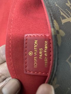 (Category: ) located in . Submitted by bestthrift_ (Listing ID 1429832332, Image 1). Description: .
