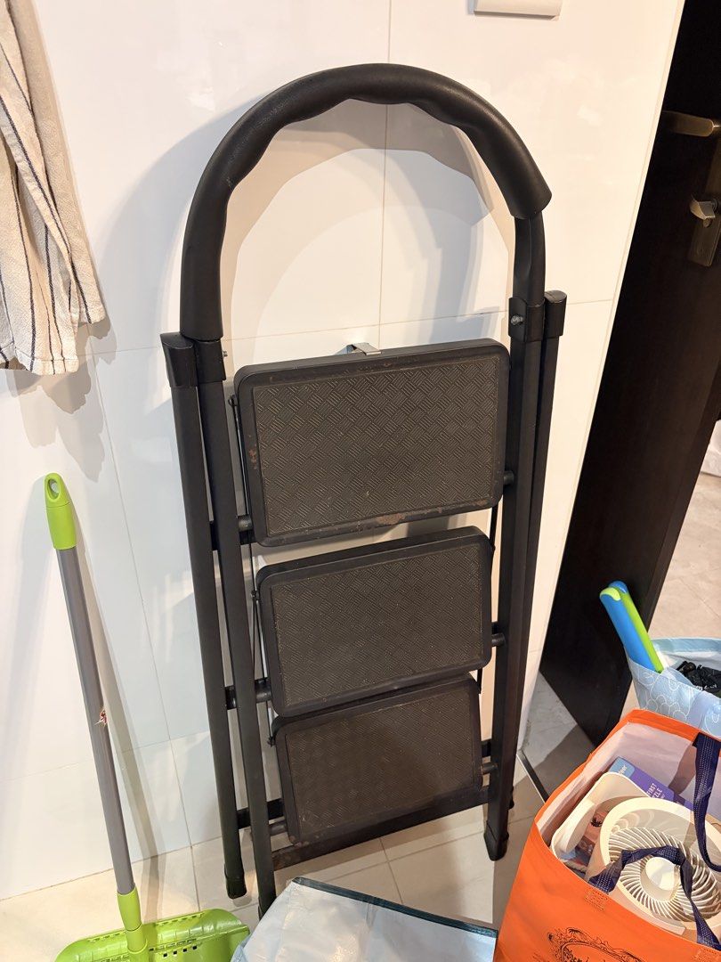 3-Step Folding Step Ladder439493340693145601