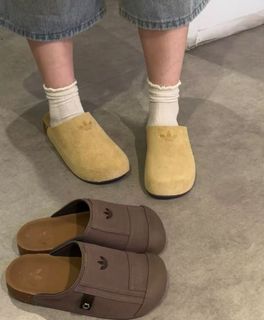 (Category: ) located in . Submitted by fashion.luxe (Listing ID 1433387540, Image 1). Description: .