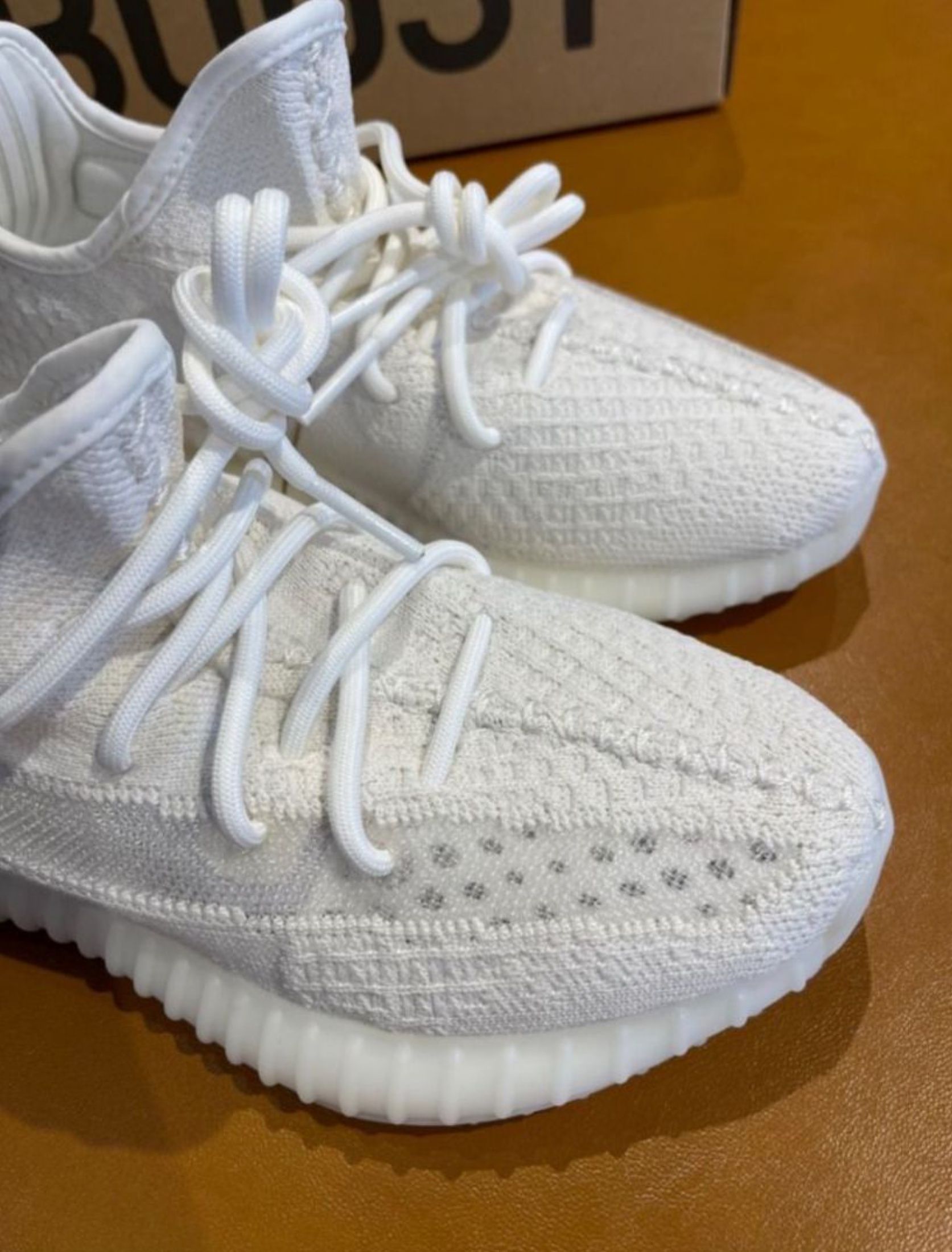 adidas originals Yeezy Boost 350 V2 Ice Cream Bone Fabric Shoes White (Category: Sneakers) located in Singapore. Submitted by coolforestyy (Listing ID 1433393853, Image 4). Description: ╔══════════════╗ Adidas Shop ╚══════════════╝ adidas originals Yeezy Boost 350 V2 Ice Cream Bone Fabric Shoes White • Brand New • Free Shipping • Cash on Delivery • 3-day Photo Confirm Chat for questions 💬.