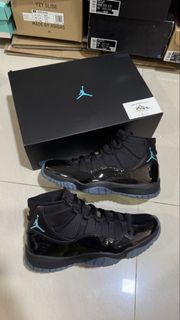 (Category: ) located in . Submitted by sneakergap (Listing ID 1433243285, Image 1). Description: .