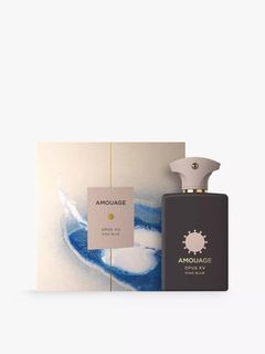 (Category: ) located in . Submitted by fragrance_journey_sg (Listing ID 1433243953, Image 1). Description: .