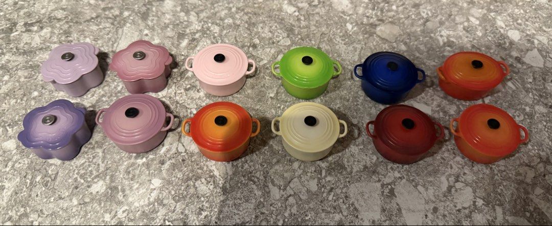12pcs - Authentic Le Creuset Miniature Magnets460461198877009920