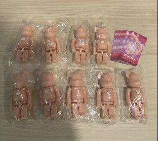 (Category: ) located in . Submitted by Bearbrick18 (Listing ID 1433289537, Image 1). Description: .