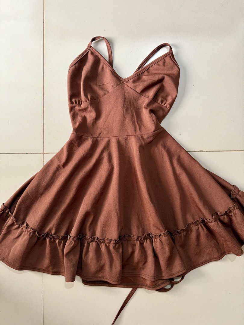 Brown Summer Spaghetti Strap Sleeveless Dress (Category: Dresses) located in Caloocan City. Submitted by ynathings (Listing ID 1433300185, Image 2). Description: Used Once for Photoshoot only Free Size.