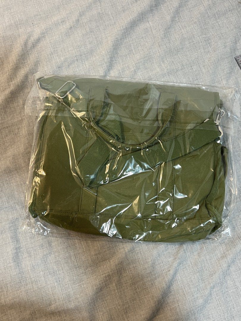 CBTL Everywhere Tote (Category: Cross-body Bags) located in Quezon City. Submitted by namasteing (Listing ID 1433290664, Image 2). Description: 💌 20 stamps from CBTL before redeeming this item - obvs selling much cheaper than the amount spent to get this 🥲 💌 available colors: navy blue (opened) & olive (unopened w/ tags).