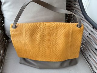 (Category: ) located in . Submitted by thesize0shopaholic (Listing ID 1433386863, Image 1). Description: .