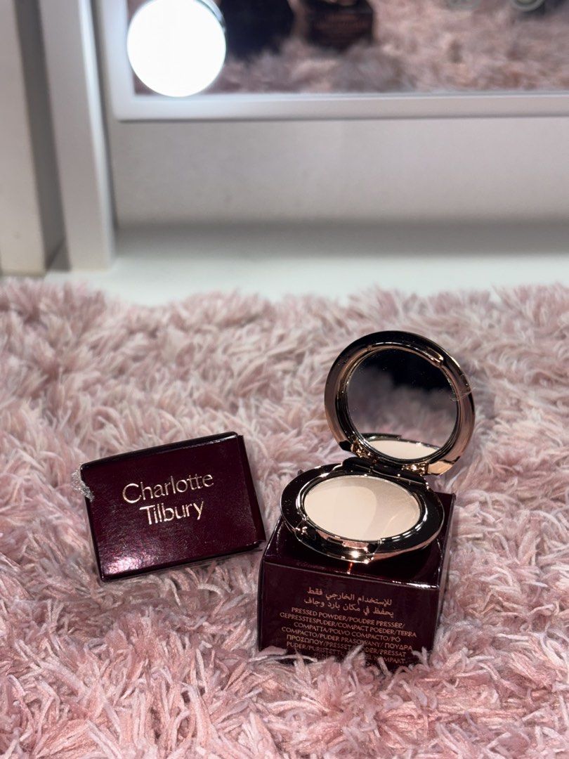 Charlotte Tilbury Pressed Powder (Category: Makeup) located in Manila. Submitted by hnnhsrmnt (Listing ID 1433311186, Image 1). Description: - Charlotte Tilbury pressed powder -0.8g mini size -Bnew w/box.