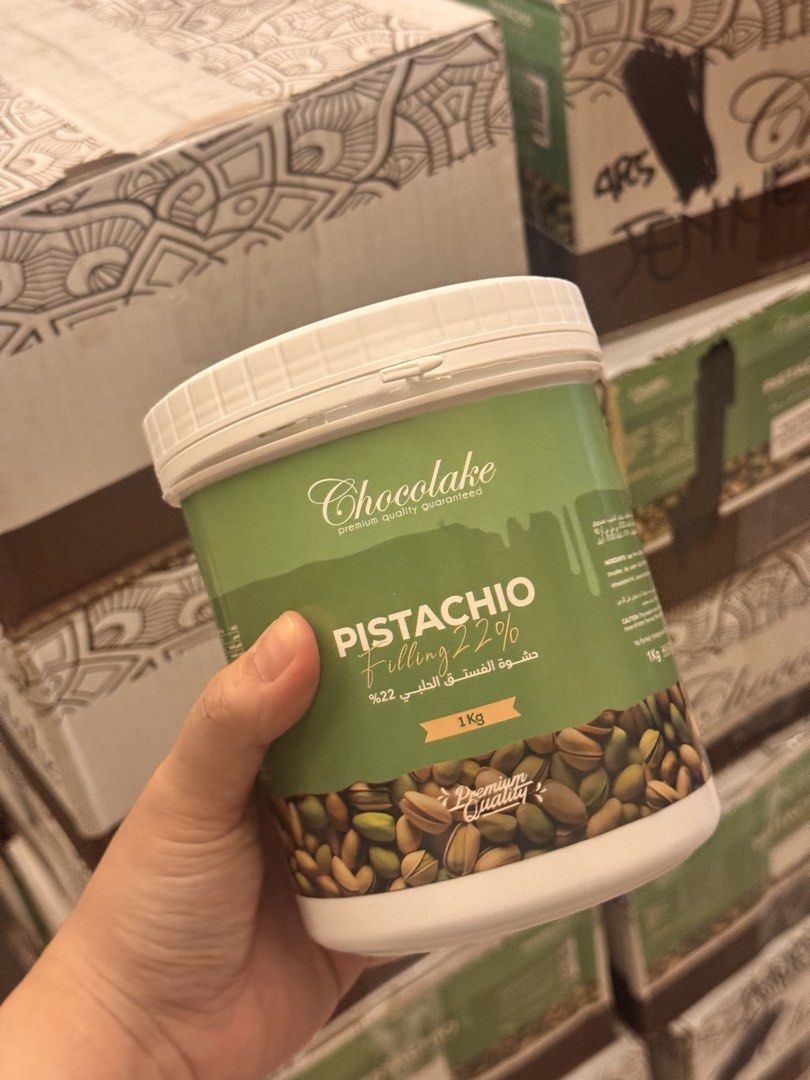 Chocolake Pistachio Filling 1kg (Category: Packaged & Instant Food) located in San Juan City. Submitted by jennetteto (Listing ID 1433376883, Image 1). Description: - Chocolake Pistachio Filling - 1kg container - Pistachio flavored - Green container with white lid - "Premium Quality Guaranteed" I accept bulk orders, location is manila :).