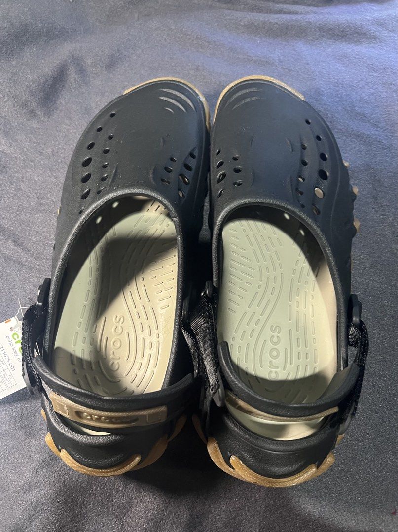 Crocs Echo Gum RO Clog (Black) (Category: Flats & Sandals) located in Makati City. Submitted by luvssnya (Listing ID 1433377867, Image 2). Description: - Includes original tag - Includes crocs bag - Brand New size: men’s 9/women’s 11 mop: gcash/bank transfer mod: lalamove/grab.