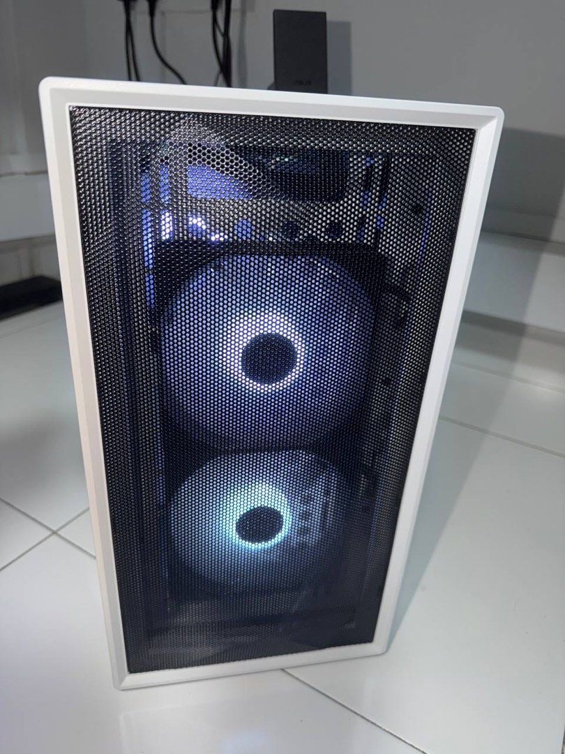 Custom White Gaming PC / Desktop436880299189882886