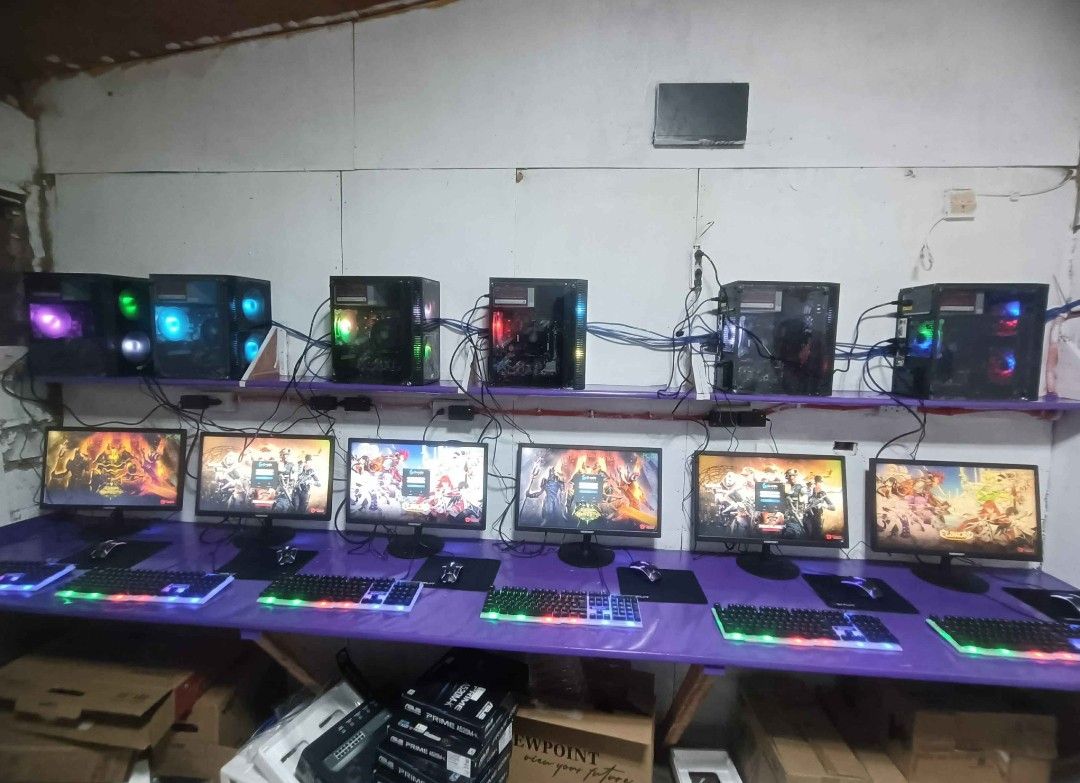 Diskless Package for Computer Shop (Category: Desktops) located in Quezon City. Submitted by akiocomputerltfrbprintservices (Listing ID 1433275533, Image 2). Description: 🔥 FOR SALE: Diskless Computer Setup Package 🔥 Perfect para sa computer shop at gaming! 💻 ✔ Complete setup (clients + server + LAN) ✔ Mabilis, tipid, at easy maintenance ✔ Ready to use agad 💰 Affordable at customizable! 📩 PM na para sa details at presyo! Store : Jonavil Trad
