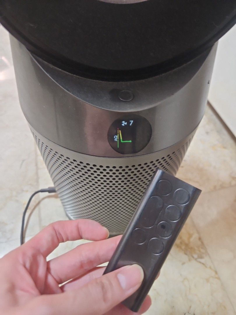 Dyson Air Purifier (Category: Air Purifiers & Dehumidifiers) located in San Juan City. Submitted by allnegotiable1 (Listing ID 1433317530, Image 3). Description: ✨ Dyson Air Purifier Fan (with Remote) – Sleek & Powerful ✨ Selling my Dyson bladeless air purifier fan – perfect for keeping your space cool while improving air quality. ✅ Bladeless design – safe, modern, and easy to clean ✅ Air purifier + fan in one – removes dust, allergens, and odors
