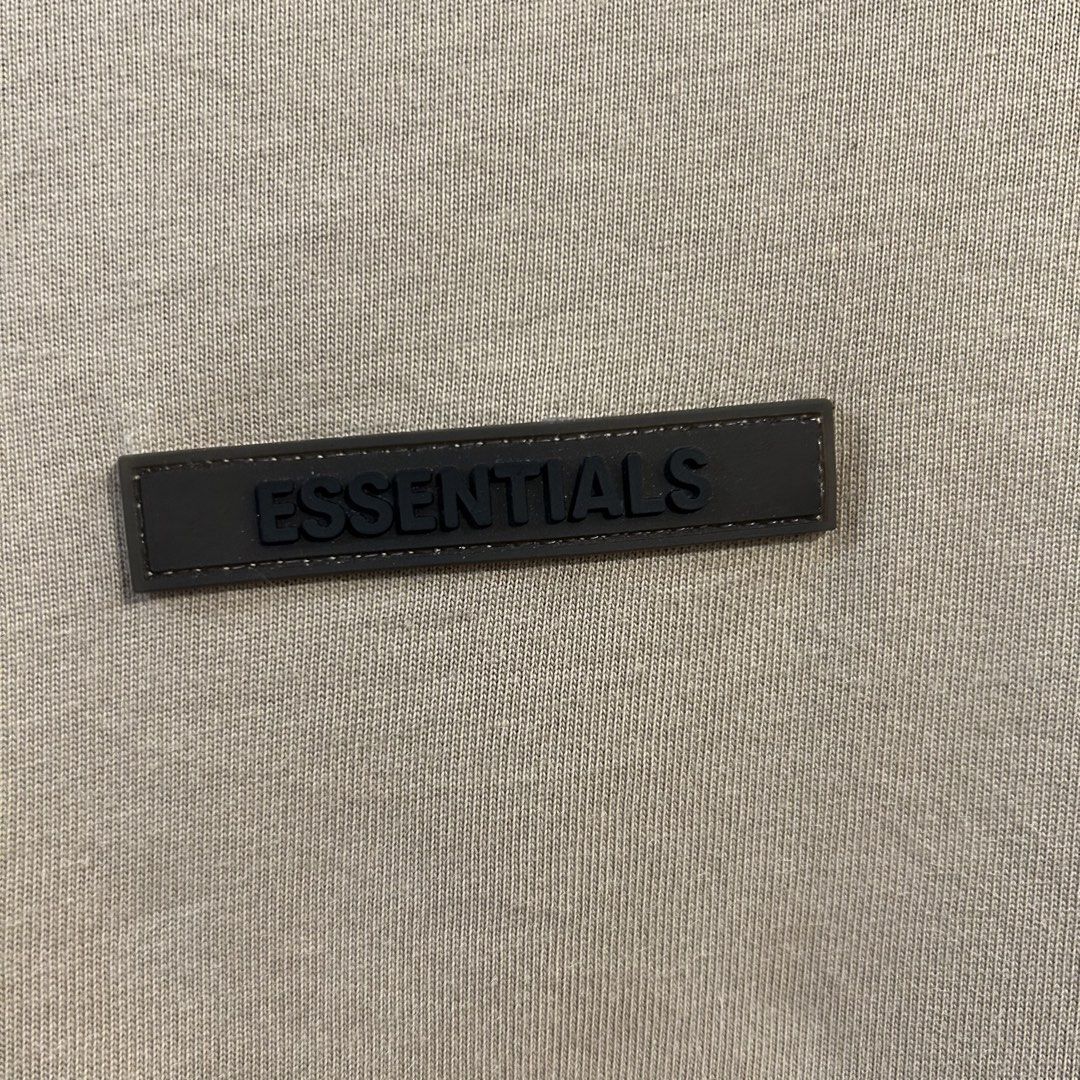 Essentials Fear of God Long Sleeve Shirt XL (Category: Tshirts & Polo Shirts ) located in Manila. Submitted by jakes_thrift_shop (Listing ID 1433378938, Image 3). Description: .