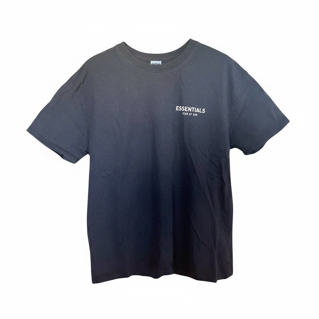 Fear of God Essentials Black Tee (Category: Tshirts & Polo Shirts ) located in Davao. Submitted by ___thestylevault (Listing ID 1433339369, Image 1). Description: - Fear of God Essentials T-shirt - Black color - Features the Essentials logo on the chest - Classic crew neck style - Made from a soft cotton blend.