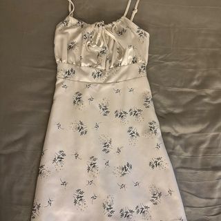 (Category: ) located in . Submitted by leylaaaa (Listing ID 1433351571, Image 1). Description: .