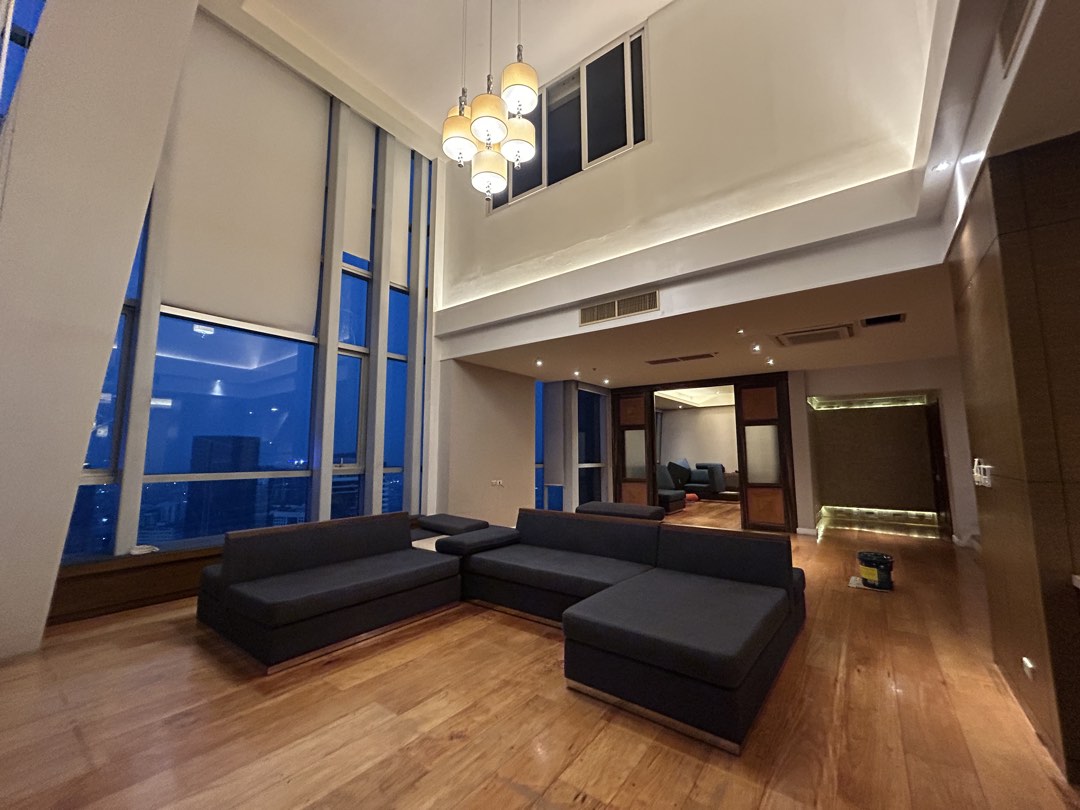 (Category: ) located in . Submitted by PropertyHotspot (Listing ID 1433302666, Image 1). Description: .
