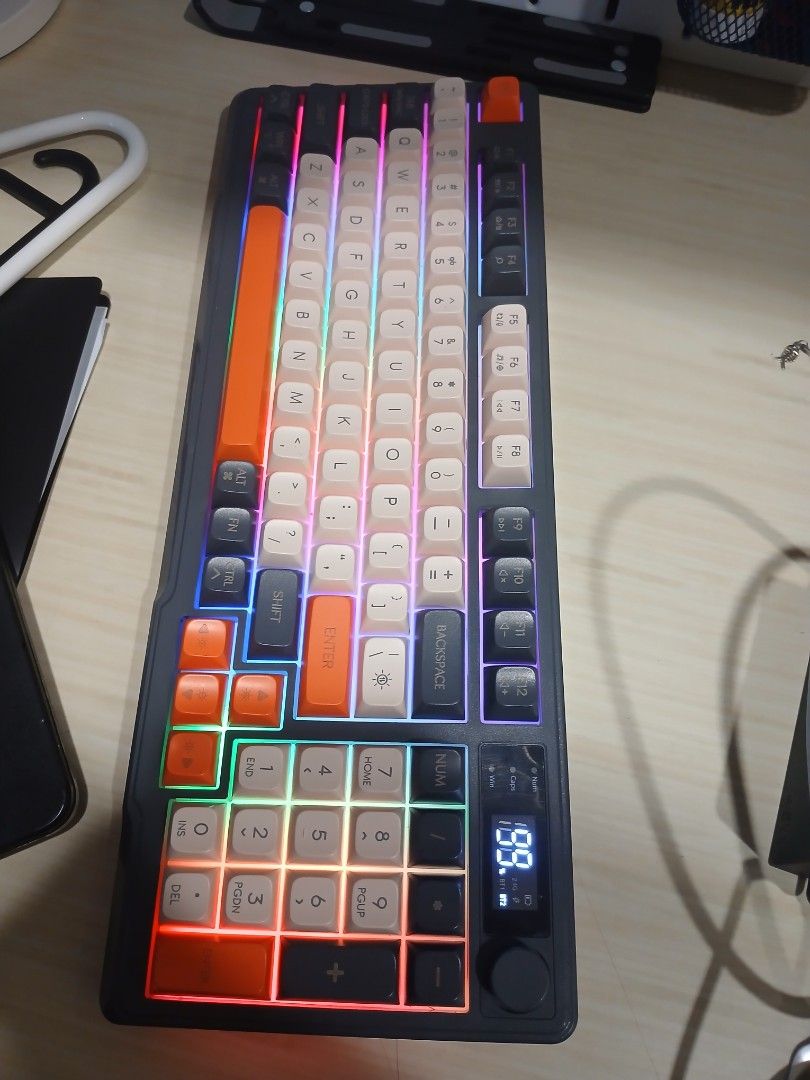 Freewolf Mechanical Keyboard with RGB Backlight, Computers & Tech ...