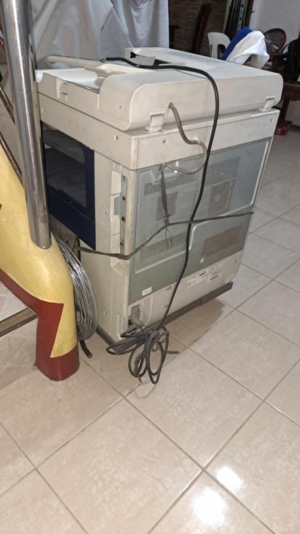 Fuji Xerox Printer Machine (Category: Printers, Scanners & Copiers) located in Quezon City. Submitted by maggietab13184 (Listing ID 1433341765, Image 2). Description: DCVC2263CP1T High Quality Printer B&w/colored with reducer Ideal for business. With Freebies P50,000 negotiable RFS: moving places.