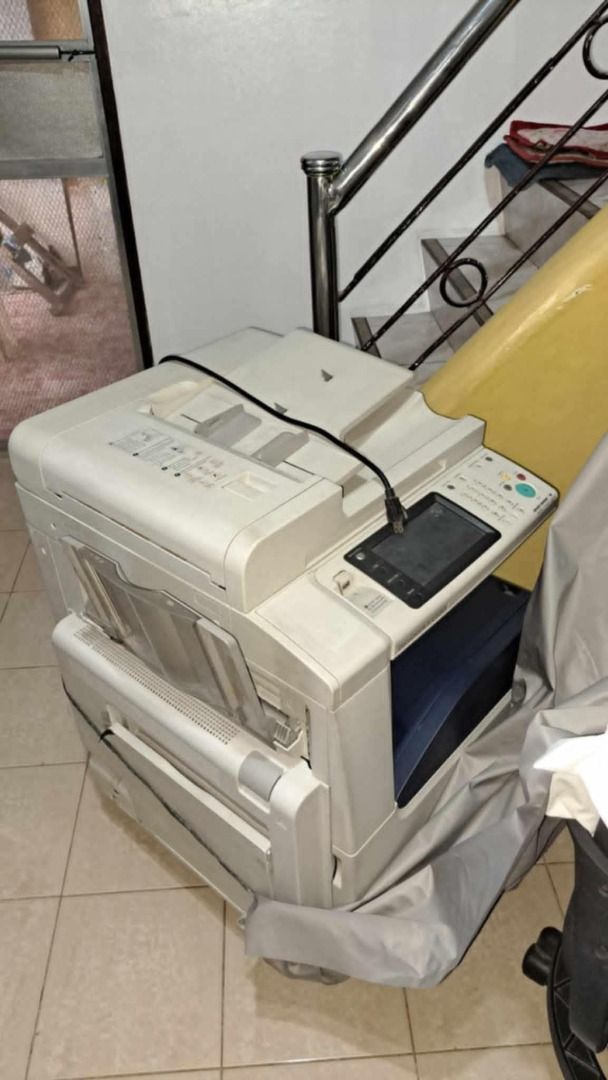 Fuji Xerox Printer Machine (Category: Printers, Scanners & Copiers) located in Quezon City. Submitted by maggietab13184 (Listing ID 1433341765, Image 1). Description: DCVC2263CP1T High Quality Printer B&w/colored with reducer Ideal for business. With Freebies P50,000 negotiable RFS: moving places.