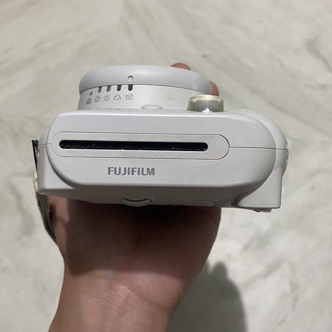 Fujifilm Instax Mini 9 Instant Camera (Category: Cameras) located in Mabalacat. Submitted by commando07 (Listing ID 1433375782, Image 2). Description: - Fujifilm Instax Mini 9 instant camera - Color: Mint Green - Built-in flash - Easy film loading - Comes with a wrist strap -FREE case and color filters.