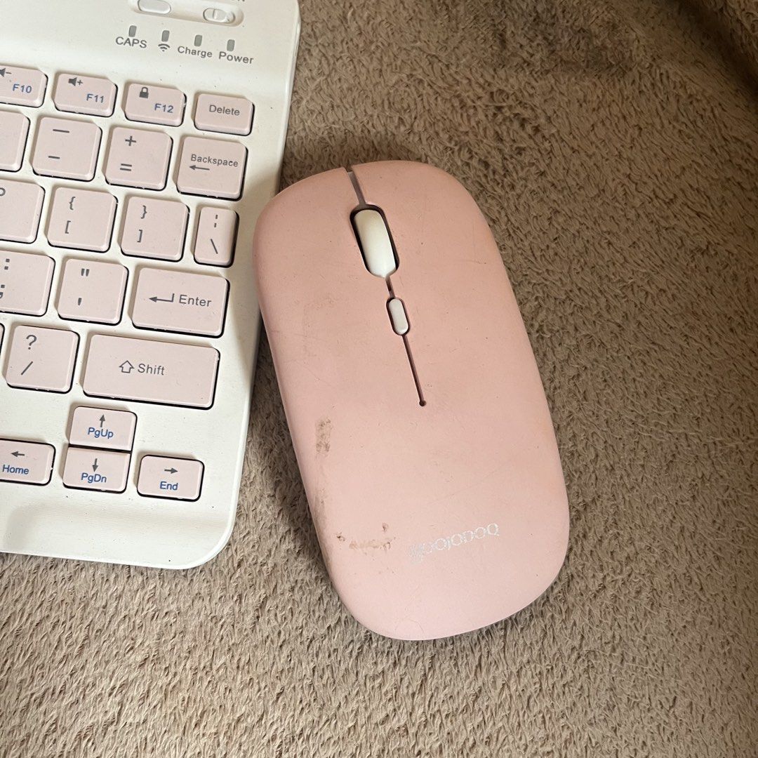 goojodoq keyboard and mouse (Category: Computer Keyboard) located in Valenzuela. Submitted by lvc.d (Listing ID 1433298647, Image 3). Description: for take all - madumi lang yung mouse - hindi na nagagamit.