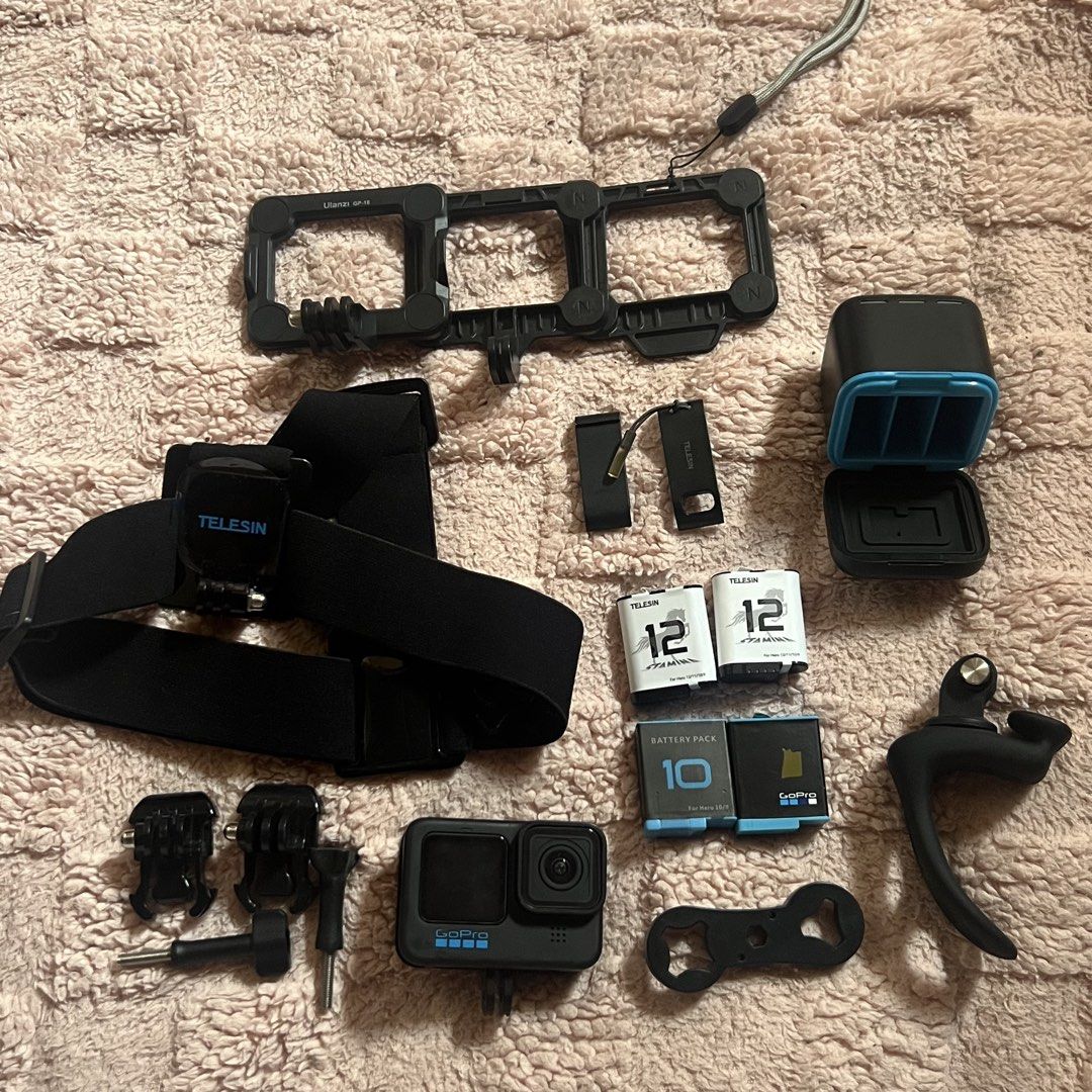 GoPro HERO10 Black Action Camera Bundle (Category: Cameras) located in Manila. Submitted by mysticmountain-1762 (Listing ID 1433271824, Image 1). Description: Go pro hero 10 black Rush sale ₱11500 fixed (repriced from 13500) Issue nasa pic na What you see is what you get Accessories included: 1 go pro hero 10 black unit 2 batterry door (1 orig, 1 telesin with charger port) Telesin tempered glass set (front/rear lcd, camera) worth ₱250 2 Telesin e