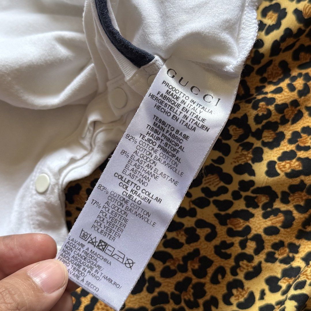 Gucci romper 3/6m made in italy (Category: Babies & Kids Fashion) located in Cavite. Submitted by koloretemnl (Listing ID 1433257347, Image 3). Description: .