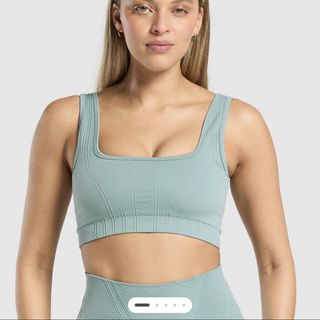 (Category: ) located in . Submitted by lovelyluxe33 (Listing ID 1433303498, Image 1). Description: .