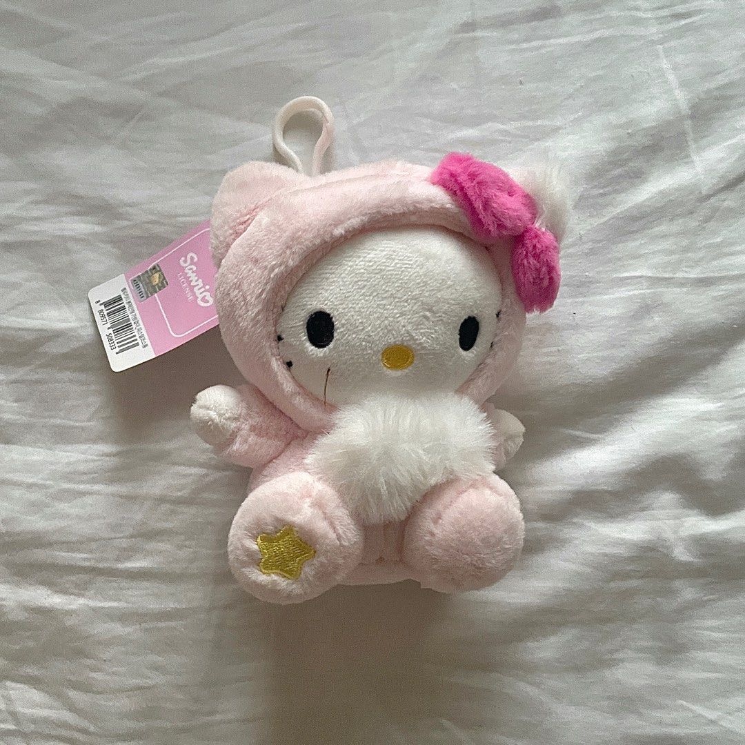 Hello Kitty Plush Charm (Category: Plushies & Soft Toys) located in Pasay City. Submitted by fromyaning (Listing ID 1433306041, Image 1). Description: - unused - mop: gcash - mod: j&t express.