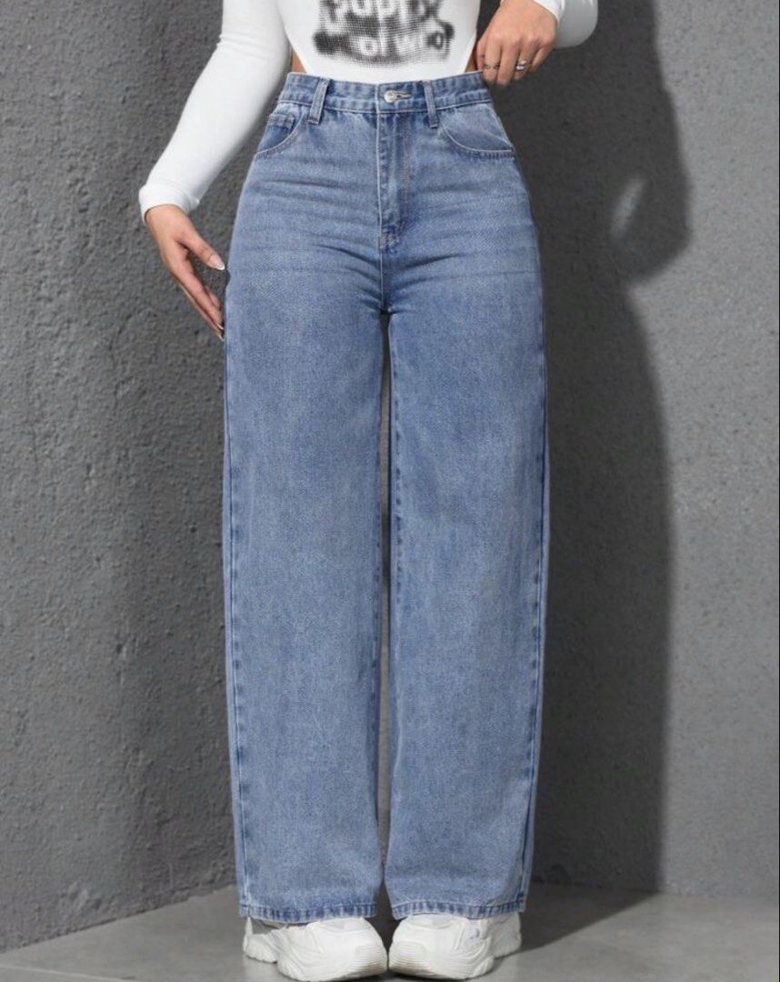 High-Waisted Wide Leg Jeans (Category: Jeans) located in Manila. Submitted by acbefgh (Listing ID 1433305754, Image 1). Description: Length ideal for 4’11 and shorter Light wash high-waisted wide-leg denim jeans. Classic five-pocket design with button and zipper closure. Comfortable medium-weight denim..
