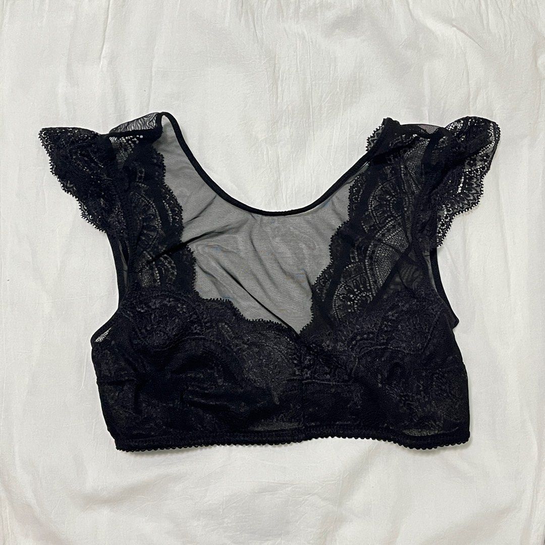 H&M Black Lace Sheer Bralette (Category: Sleeveless) located in Taytay. Submitted by pompompurinrin (Listing ID 1433335491, Image 2). Description: – never worn – cute for your festival fit! – rfs: decluttering payment via gcash or maribank, shipping fee should be shouldered by buyer .