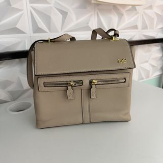 (Category: ) located in . Submitted by blessedclothingph (Listing ID 1433369927, Image 1). Description: .