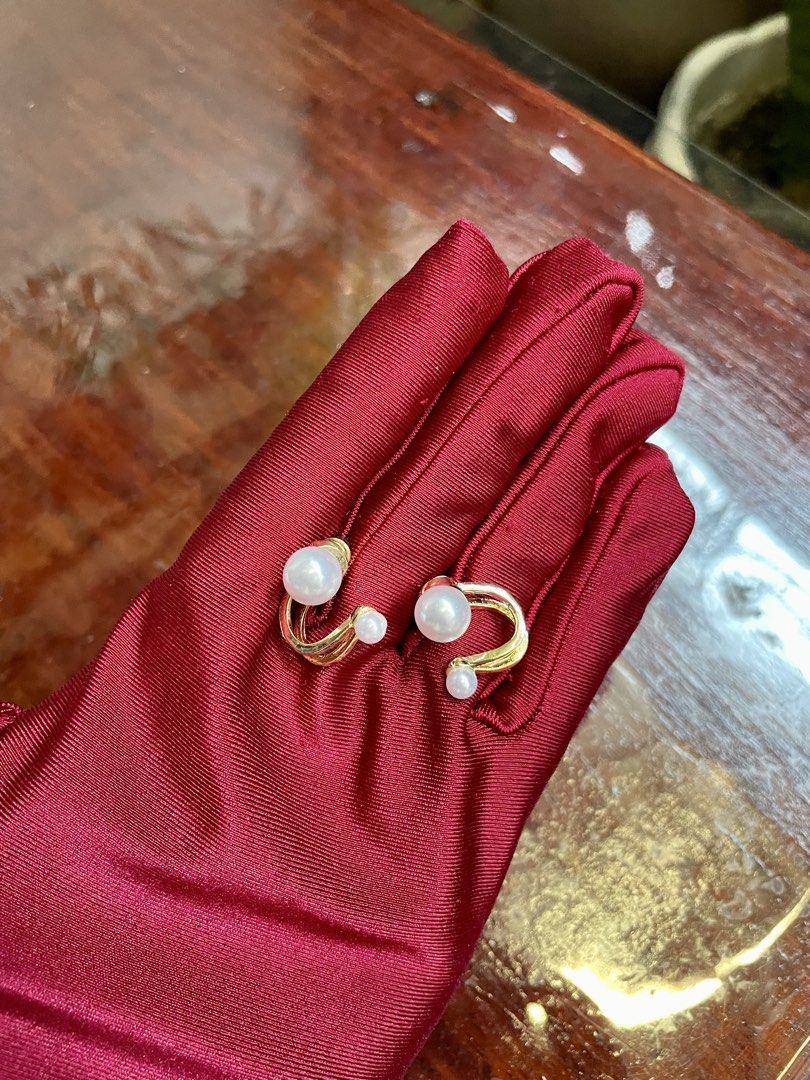 IMPORTED FASHION EARRINGS (Category: Earrings) located in Cavite. Submitted by AlwaysGiveBack (Listing ID 1433265246, Image 2). Description: ₱50 each only - Very fashionable - Good for everyday use - Nice gift for kids/ adults.