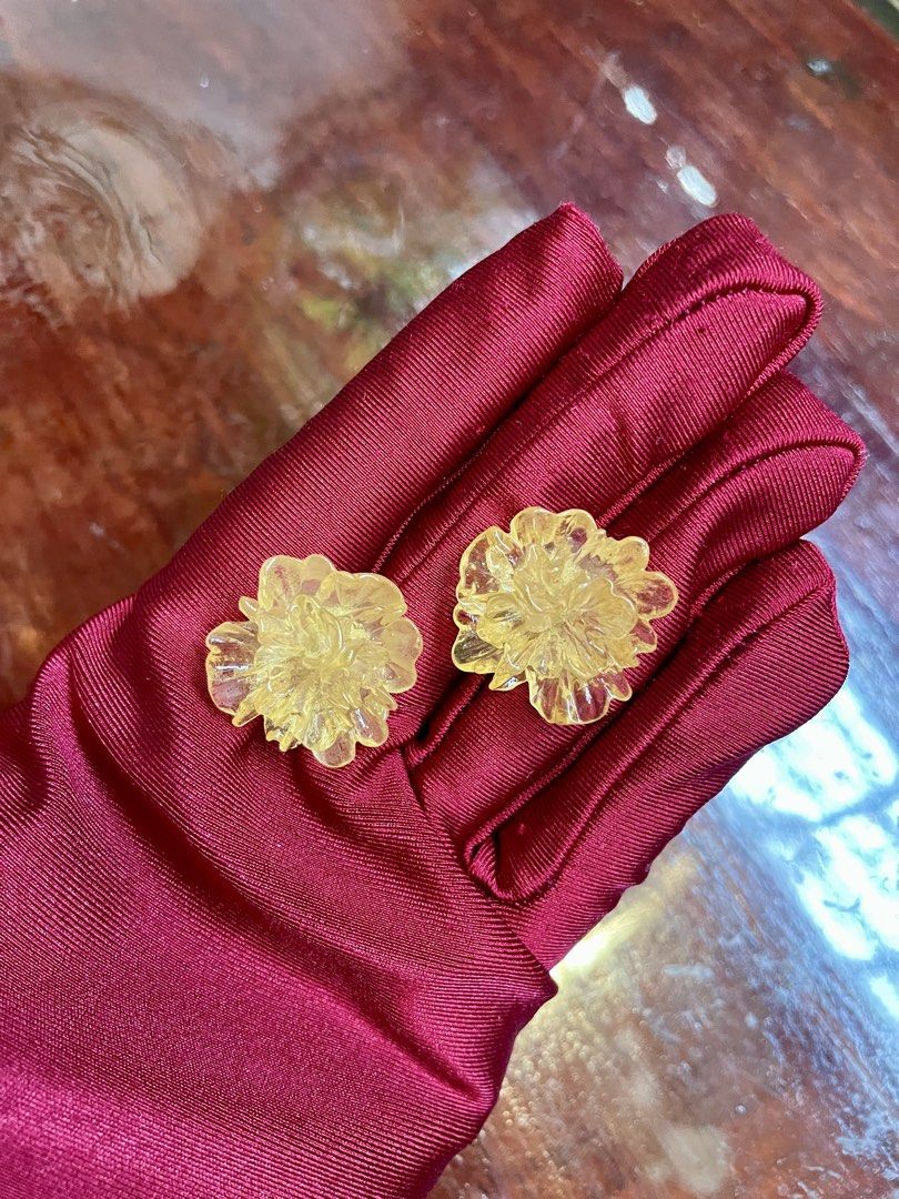 IMPORTED FASHION EARRINGS (Category: Earrings) located in Cavite. Submitted by AlwaysGiveBack (Listing ID 1433265246, Image 3). Description: ₱50 each only - Very fashionable - Good for everyday use - Nice gift for kids/ adults.