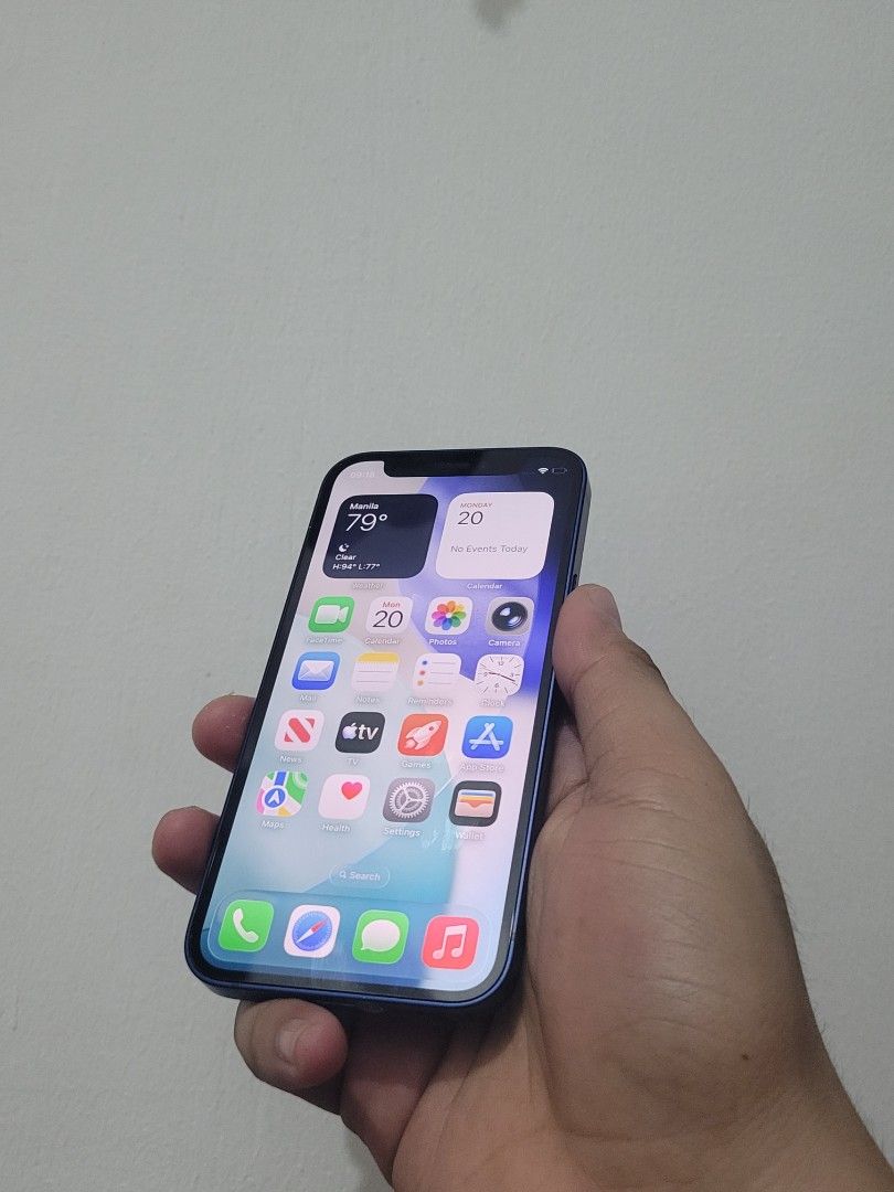 Iphone 12mini 256GB 96%BH (Category: iPhone 12 Series) located in Manila. Submitted by jzack_01 (Listing ID 1433377422, Image 1). Description: Iphone 12mini 256GB 96%BH my price: 14500 ●FACTORY UNLOCKED ●FACE ID WORKING ●STORAGE: 256GB ●TRUE TONE WORKING ●BATTERY HEALTH: 96% ●CAMERA WORKING KINDLY CHECK THE ACTUAL PIC‼️ 🔴INCLUSION UNIT ORIG CHARGER NO ISSUE READY TO USE 99% SMOTHNESS CHECK MUNA BAGO BAYAD 📌 MEET UP PLACE GREEN HILLS.