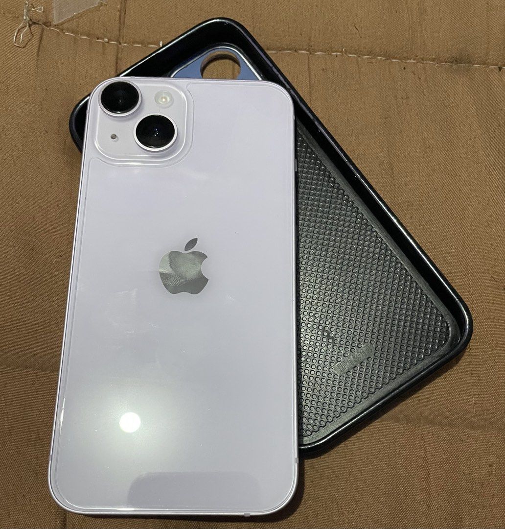 Iphone 14 128GB (Category: iPhone 14 Series) located in Manila. Submitted by luxuriousshoppe (Listing ID 1433251577, Image 1). Description: Iphone 14 128G In prestine condition No issues .