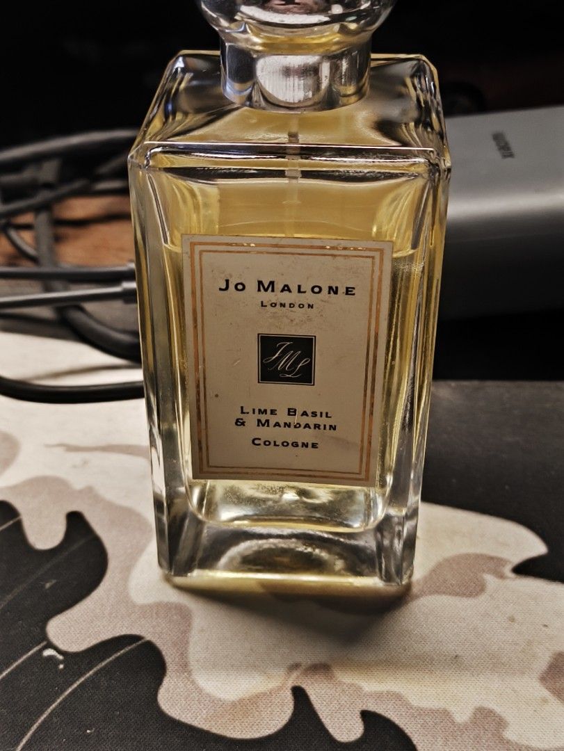 Jo Malone London Lime Basil & Mandarin Cologne (Category: Fragrance & Deodorants) located in Pavia. Submitted by deusk (Listing ID 1433381336, Image 1). Description: - Jo Malone London Lime Basil & Mandarin Cologne. From Japanese Surplus. - Partially used bottle. 100 ML bottle. Roughly around 80 ML left..