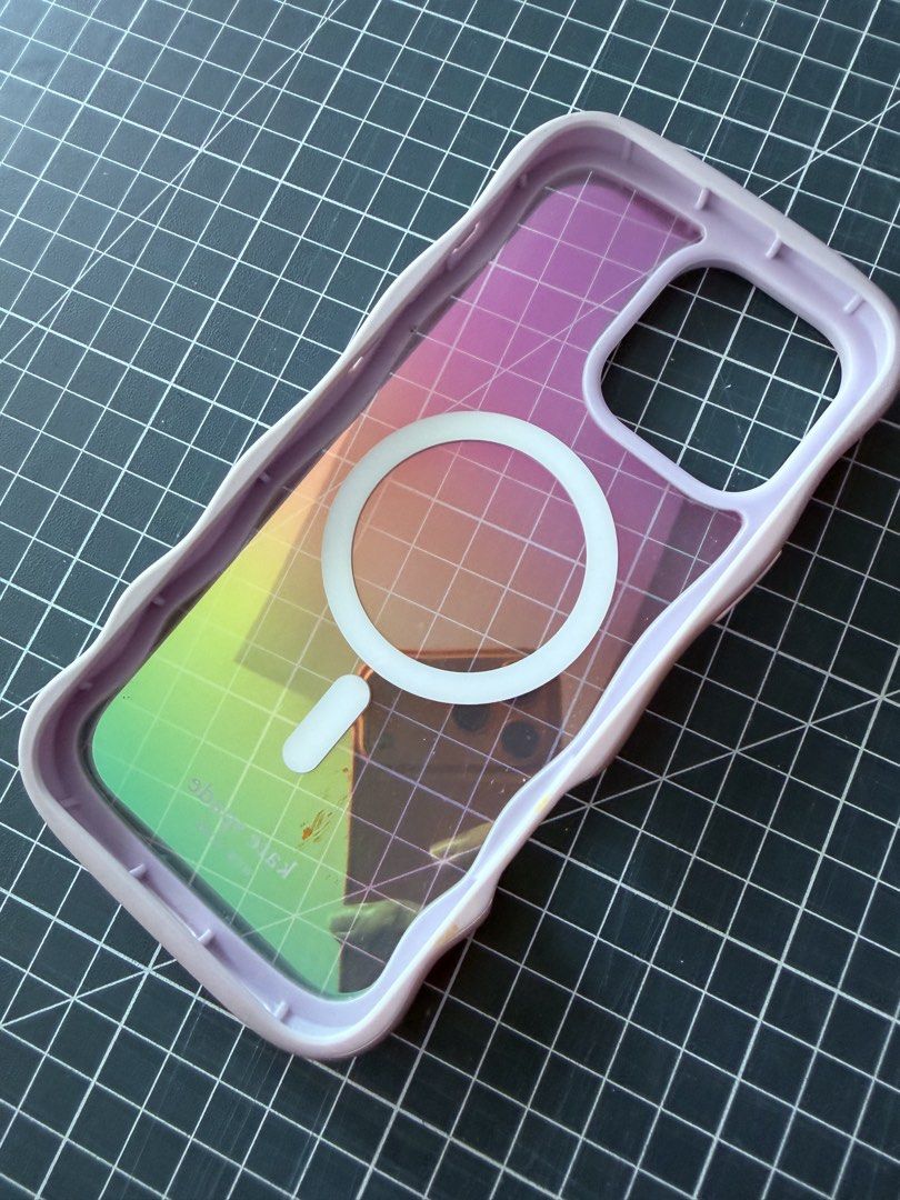 Kate Spade iPhone 16 Pro Max Case (Category: iPhone 16 Series) located in Makati City. Submitted by jcgellidon (Listing ID 1433243107, Image 2). Description: IPhone 16 Pro Max case by Kate Spade. .