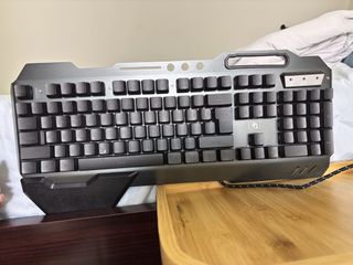 Keyboard