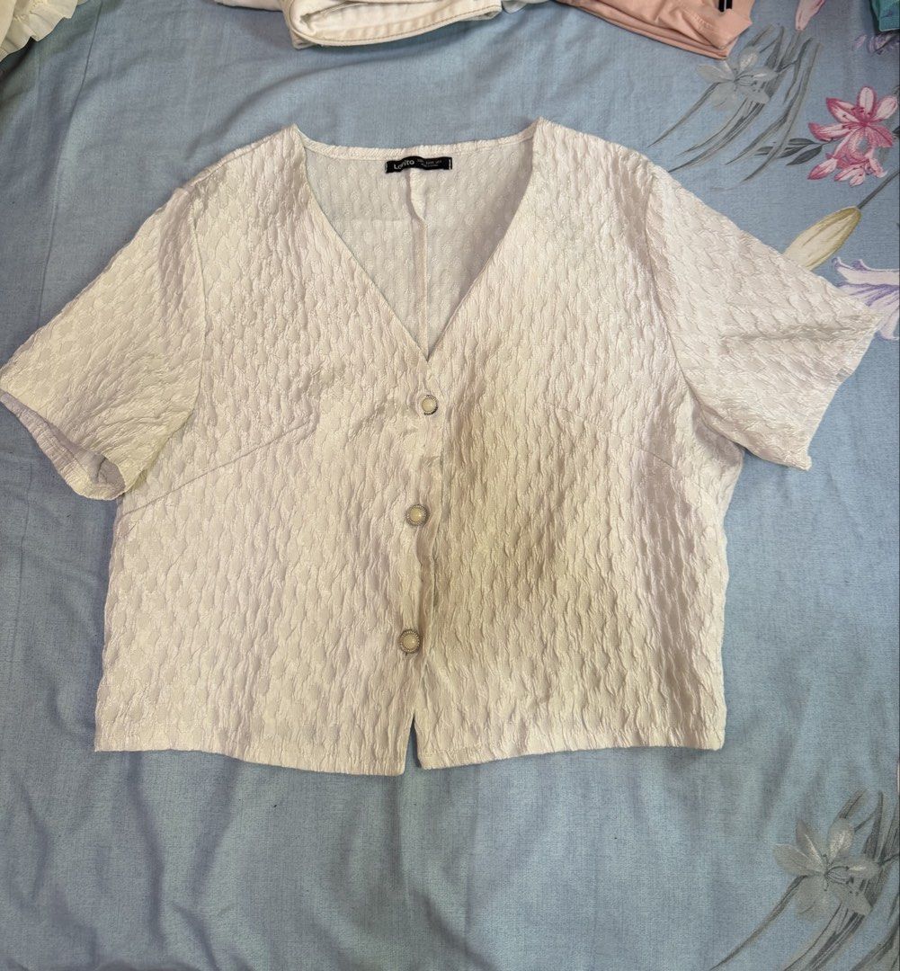 Lovito Textured Button Down Top (Category: Blouses) located in Cebu City. Submitted by hellomolly_ (Listing ID 1433350549, Image 1). Description: - Lovito white button-down top - Size: EU S/US 6 - Casual , formal - cebu based.