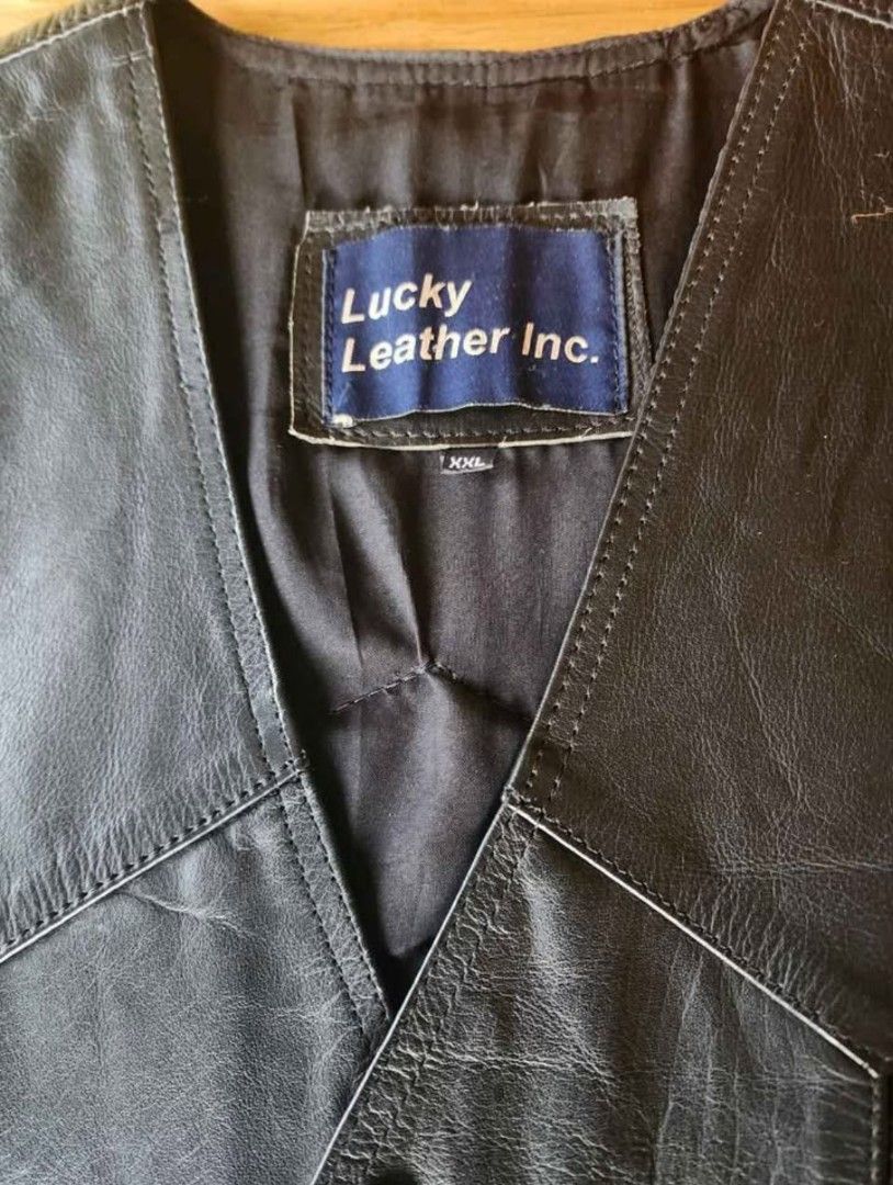 Harley Davidson Motorcycles Thick Leather Vest (Category: Vests) located in Rizal. Submitted by zjs46 (Listing ID 1433240766, Image 3). Description: Patch is original Harley Davidson, had it sewn at the back of the genuine thick leather vest. In very good condition. Payment thru g-cash. Delivery thru Lbc or lalamove care of buyer. Antipolo loc.