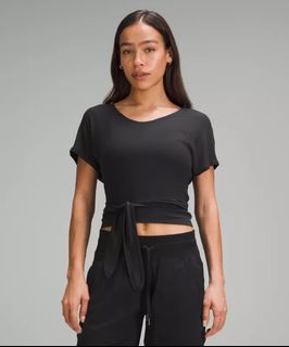 (Category: ) located in . Submitted by clothesandmakeup (Listing ID 1433382628, Image 1). Description: .