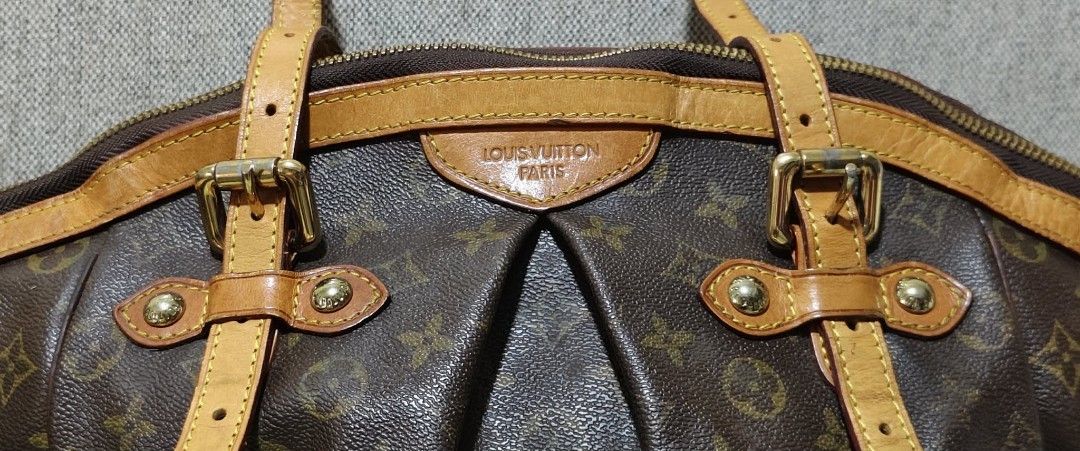 LV Monogram Canvas Bag (Category: Luxury Bags & Wallets) located in Cabuyao City. Submitted by 4everblooms (Listing ID 1433355253, Image 2). Description: ACTUAL PHOTOS AND PRICE POSTED! 🖇 dm me for more details mop: gcash only mod: jnt.
