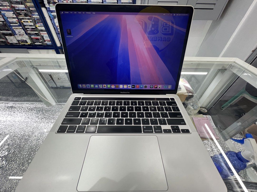 MacBook Pro 13-inch (Category: Laptops & Notebooks) located in Manila. Submitted by vaniextura (Listing ID 1433251115, Image 1). Description: - MacBook Pro with 13.3-inch Retina display - Intel Core i5 processor - 8GB RAM - 512GB storage - Runs on macOS Sequoia - Battery cycle count: 176 - Silver finish - Backlit keyboard.