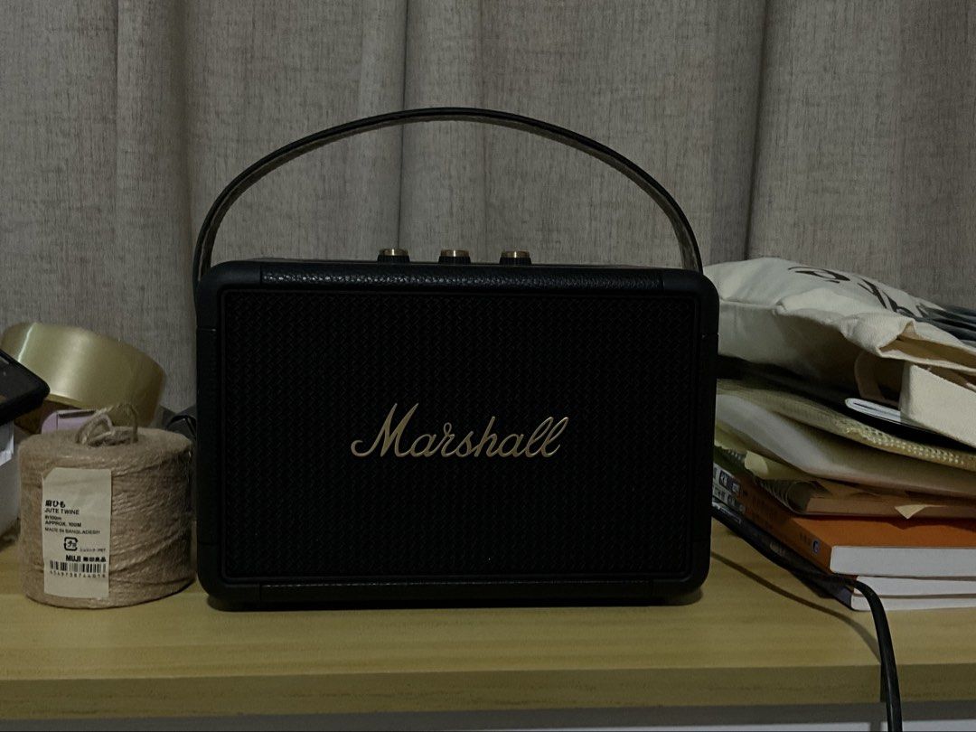 Marshall Kilburn II (Category: Soundbars, Speakers & Amplifiers) located in Manila. Submitted by twtmstm28171 (Listing ID 1433265119, Image 1). Description: No being used - declutter - no longer needed.