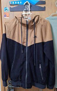 （分類：）位於 。 由 jansixsix 提交（商品編號 1433253003，圖片 1）。簡介： 。